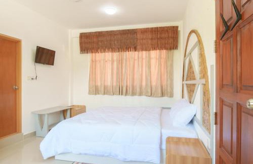 Hithaadhoo House | Hithaa Inn at Baa Atoll