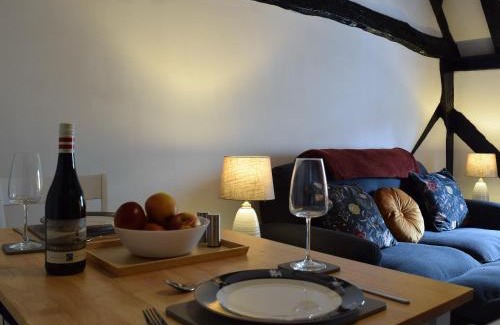 Abingdon House | Hive Mews