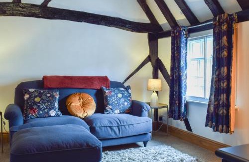 Abingdon House | Hive Mews