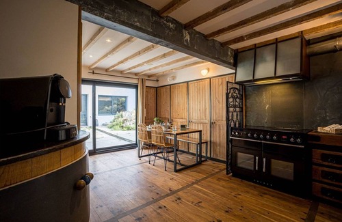 Penvenan House | hjem · Port Blanc A breathtaking setting facing th