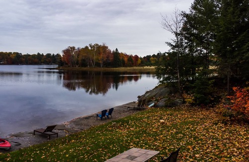 Muskoka Lakes Cottage | HK'S Hidden Haven! (Muskoka Lake Cottages#2)