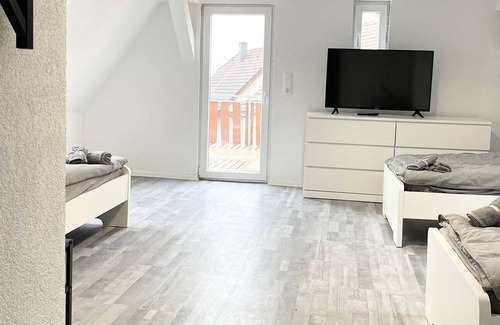 Bad Rappenau Apartment | Hn02 - Ferienwohnung mit Balkon und Dachterrasse in Bad Rappenau bei Heilbronn, 40 qm, 1 Schlafzimmer, Max. 3 Personen