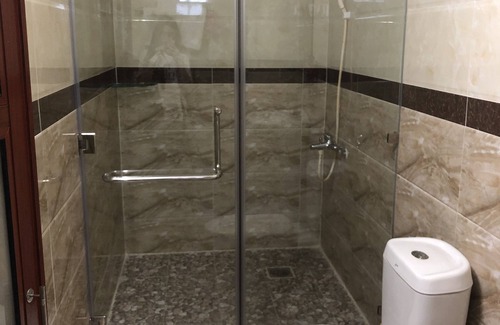 Tan Phu District Hotel | Hoang Quan Hotel