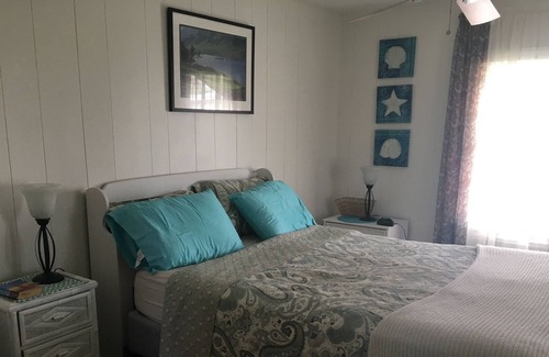 Hobe Sound House | Hobe Sound minutes to Jupiter and Port St Lucie, Beaches and Golf.