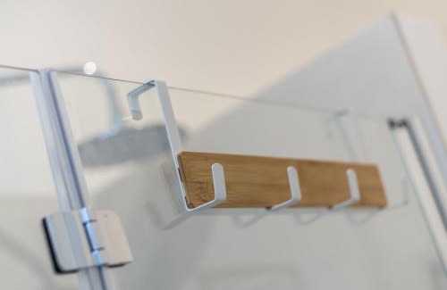 Wiesbaden Apartment | Hochwertige Altbauwohnung im modernen Stil in Wiesbaden - Küche - Terrasse - WLAN - Zentral