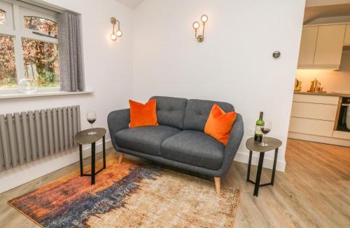 High Peak House | Hockerley Cottage