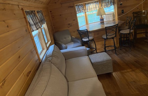 Logan Cabin | Hocking Hideaway- the perfect tiny home in Hocking Hills!