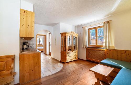 Montechiaro Apartment | Hof am Schloss Apartement Enzian