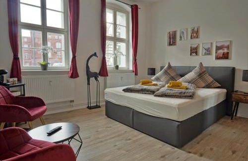 Brandenburg an der Havel Apartment | Hogulu - STILVOLL UND ZENTRAL - 3-RAUM Appartement 1