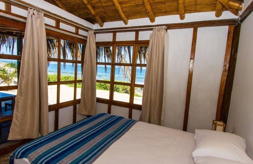 Punta Sal Hotel | Hoja de Palma Bungalows