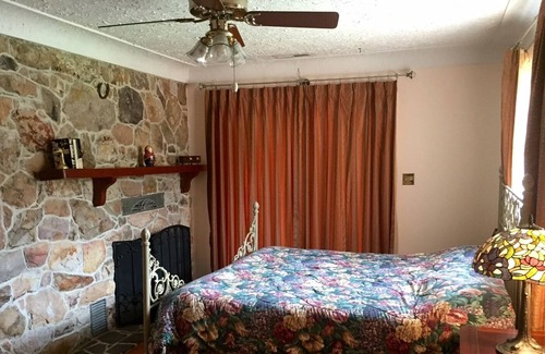 Blacksburg House | Hokie Heaven - your Hokie Home away from home!