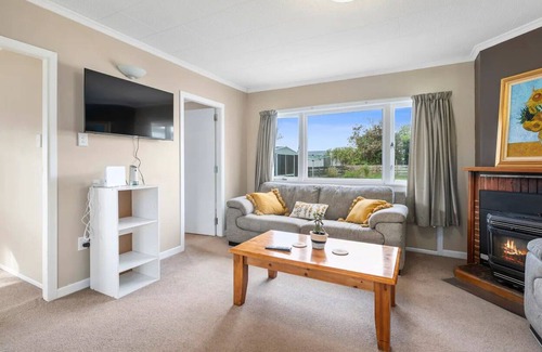 Hannahs Bay House | Holden’s Hideaway