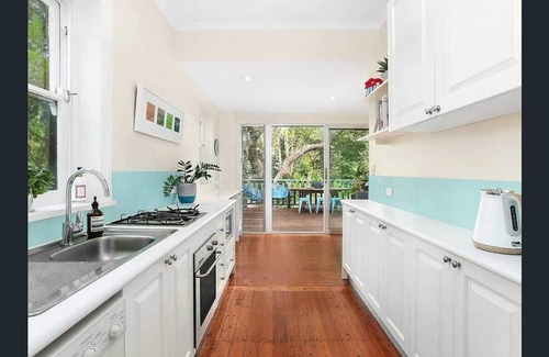 Neutral Bay House | HOLDS - Neutral Bay - Holdsworth St