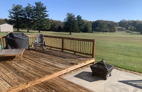 Winston - Salem House | Hole-In-One! 3BD on Golf Course!