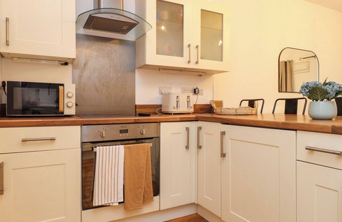 Bont Newydd Cottage | Hole in the Wall