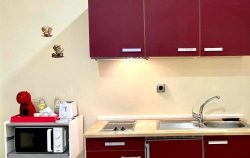 Baiona Old Town Apartment | Holibai, Vermello, Un rincón con encanto cerca de la playa