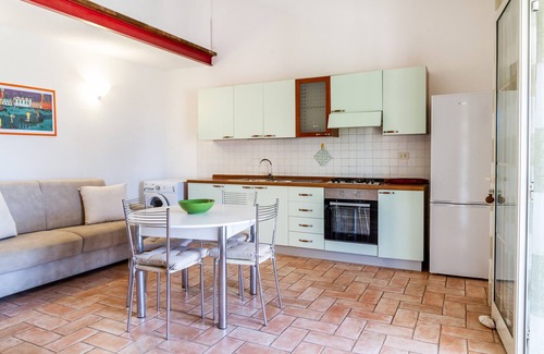 Pian di Rocca House | Holiday Home 'Casa Attila ' with Shared Garden, Wi-Fi and Air Conditioning