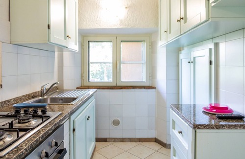 Pian di Rocca House | Holiday Home "Palmiro" with Shared Garden & Wi-Fi