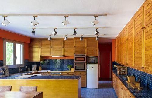 Saint-Martin-de-Seignanx House | Holiday Home 'Espace, Luxe, Calme Et Nature' with Mountain View and Air Conditioning