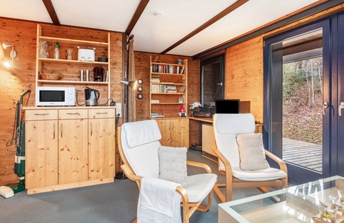 Kaisershaus Apartment | Holiday Apartment Herzogenhorn with Mountain View, Private Terrace and Wi-Fi