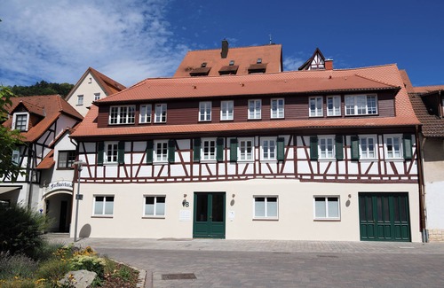 Heppenheim Apartment | HOLIDAY APARTMENT "ODENWALD "The apartment at the top - lots of light and coziness