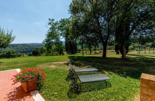 Citta della Pieve Apartment | Holiday apartment with garden and pool