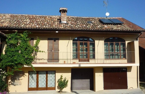 Serralunga d'Alba Apartment | Holiday apartment Serralunga d'Alba for 2 - 4 persons with 2 bedrooms - Holiday apartment