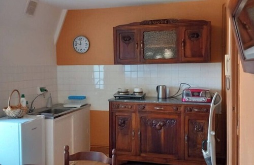 Usson-en-Forez Apartment | Holiday Apartment "Chez Patrice Et Marieline" with Mountain View, Shared Terrace & Wi-Fi