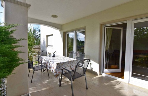 Zambratija Apartment | Holiday apartment with air conditioning and terrace