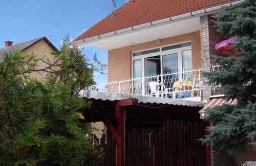 Balatonfoldvar Apartment | Holiday apartment child-friendly with internet and barbecue facilities