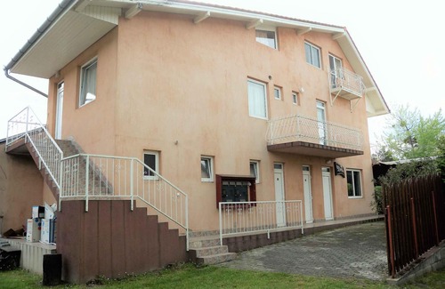 Balatonfoldvar Apartment | Holiday apartment child-friendly with internet and barbecue facilities