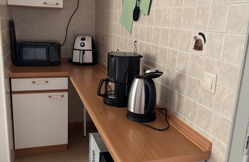 Ottlar Apartment | Holiday Apartment '1' with Shared Terrace, Shared Garden and Wi-Fi