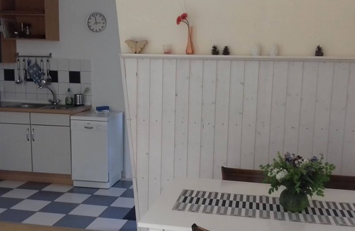 Stakendorf Apartment | Holiday apartment 2 in the Maaßen country house