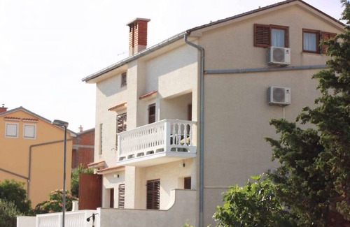 Povile Apartment | Holiday apartment 70 m from the sea