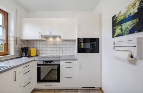 Gemarkung Laufen an der Eyach Apartment | Holiday Apartment 'Am Steinbach' with Mountain View, Private Terrace and Wi-Fi