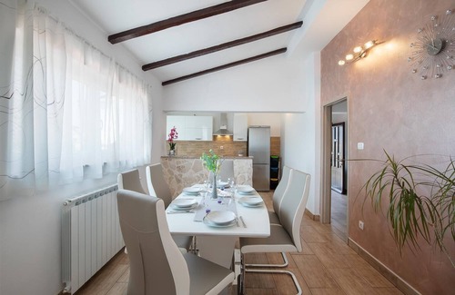 Sajini Apartment | Holiday apartment Barban for 1 - 6 persons with 3 bedrooms - Holiday apartment