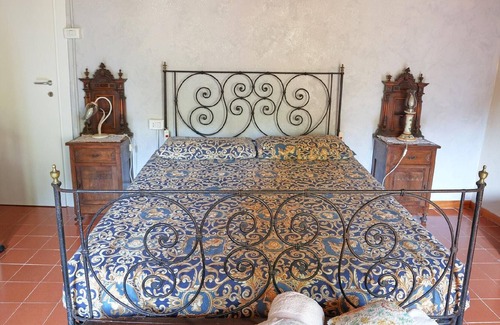 Benabbio House | Holiday apartment Benabbio for 1 - 9 persons with 3 bedrooms - Holiday house