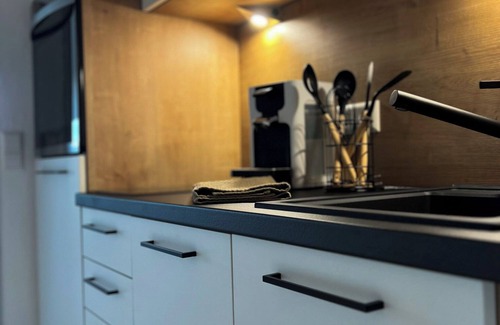 Schoenwald Apartment | Holiday Apartment "Black Forest Home" with Balcony & Wi-Fi