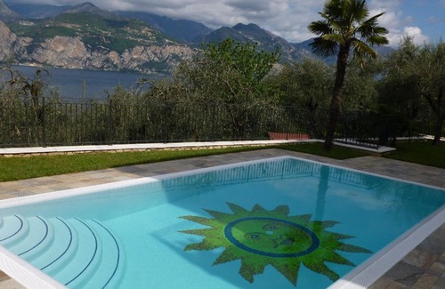 Castelletto Apartment | Holiday apartment Brenzone for 1 - 7 persons with 3 bedrooms - Holiday apartment