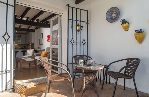 Oasis del Capistrano Apartment | Holiday Apartment 'Casablanca 30 Oasis de Capistrano' with Pool, Terrace & Wi-Fi