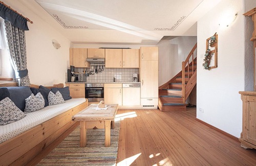 Campo Tures Apartment | Holiday Apartment "Enzian" with Mountain View, Balcony & Wi-Fi