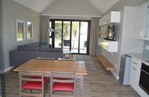 Cape Winelands Apartment | Holiday apartment Franschhoek for 1 - 4 persons with 2 bedrooms - Row house