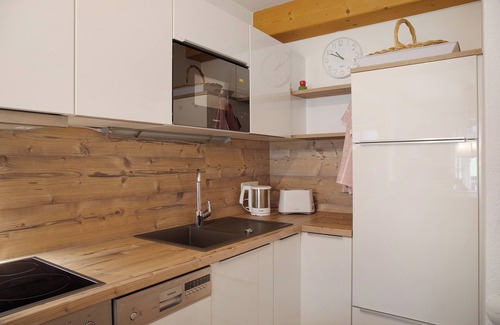 Obergrainau Apartment | Holiday Apartment "Frühholz - Kreuzeck" with Mountain View, Balcony & Wi-Fi