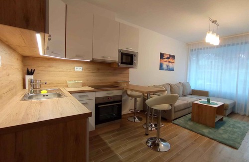 Balatonlelle Apartment | Holiday apartment with private beach, WiFi and air conditioning