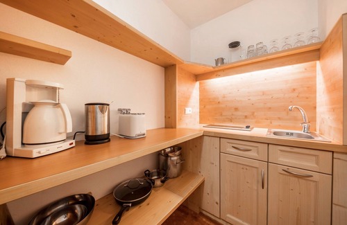 San Leonardo in Passiria Apartment | Holiday apartment "Innerwalten 100" with Wi-Fi, mountain view