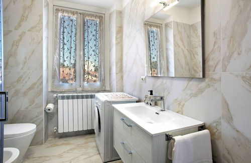 Nova Milanese Apartment | Holiday Apartment "Casa Global Atlantica" with Balcony & Wi-Fi