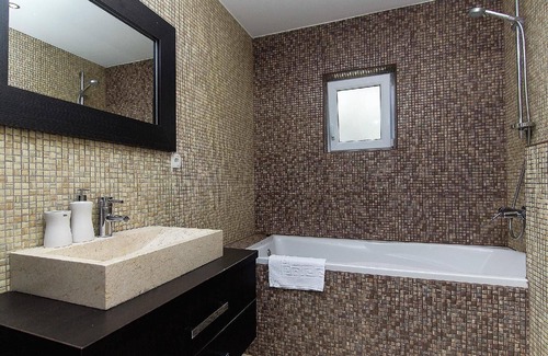 Donja luka House | Holiday apartment Makarska for 4 - 5 persons with 2 bedrooms - Holiday house