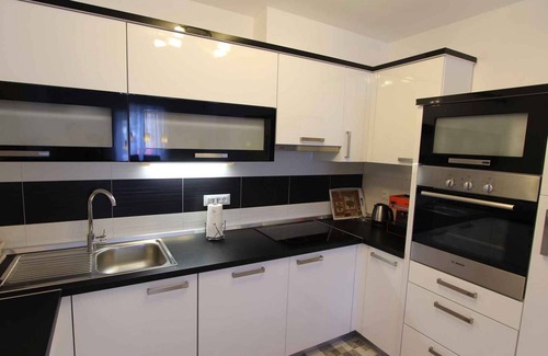 Sveti Anton Apartment | Holiday apartment mit Klimaanlage und Terrasse