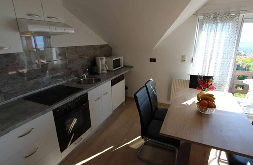 Marsici Apartment | Holiday apartment mit Klimaanlage und Balkon