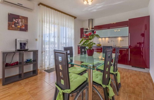 Povile Apartment | Holiday apartment mit Klimaanlage und Meerblick